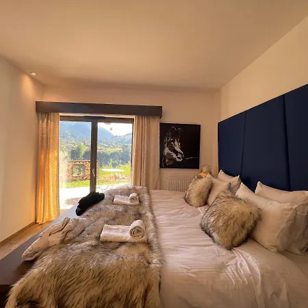 Les Trois Chaufatons - Chalets Boutiques Montriond Exterior photo